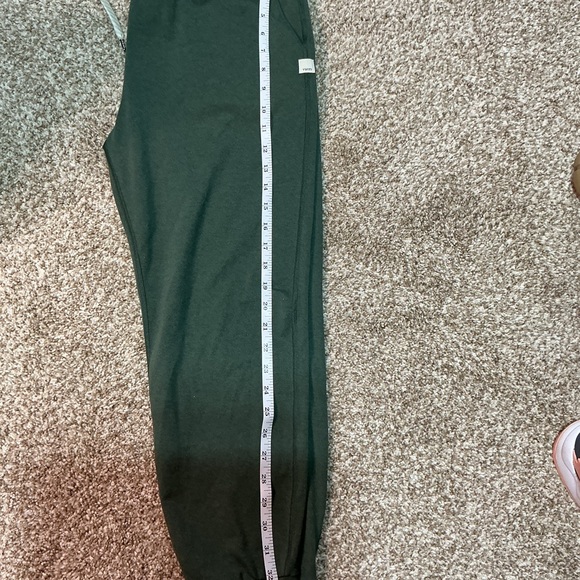 Vuori Forest Green Joggers with Drawstring - Picture 7 of 7